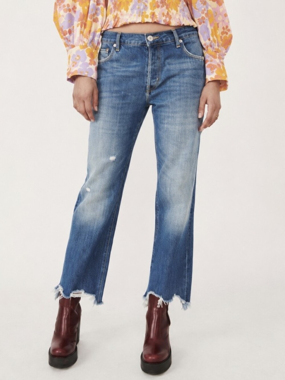 Free People We The Free Maggie Jeans Mid Rise Straight Leg Frayed Denim Size 28
